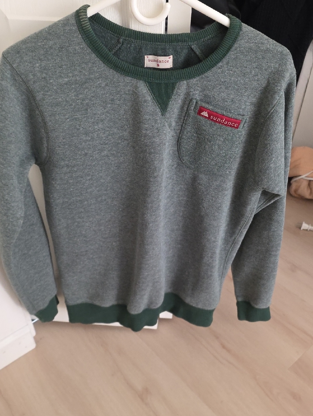 Sundance Men's Green Heather Crewneck Sweater with Dark Trim